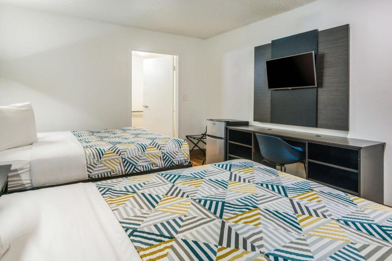 Motel 6-Irving, Tx - Dallas Eksteriør billede